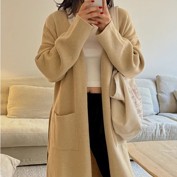 Little Puffy Long Robe Cardigan OS - Picture 2 of 2